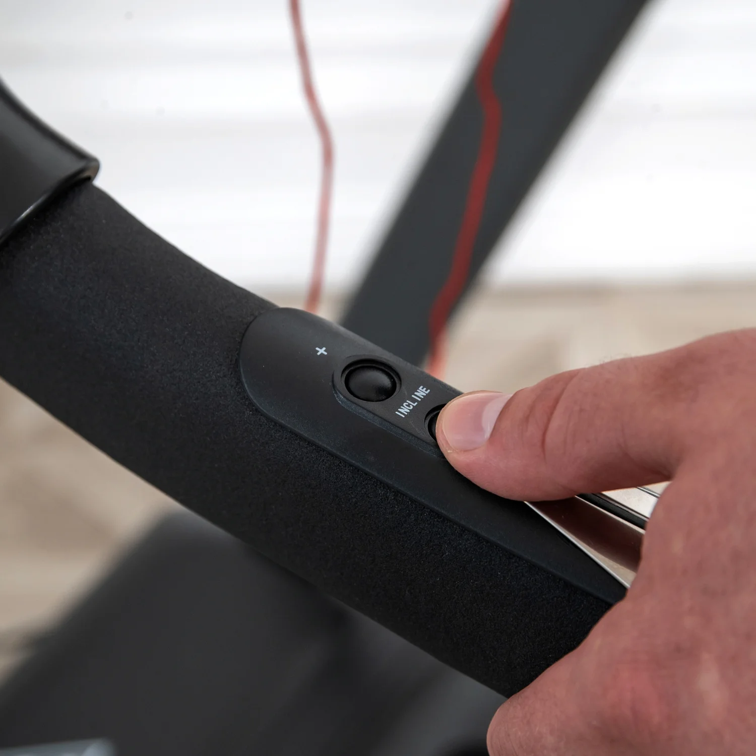 Фото Беговая дорожка DFC ASCONA Pro T640 со склада магазина Спортев