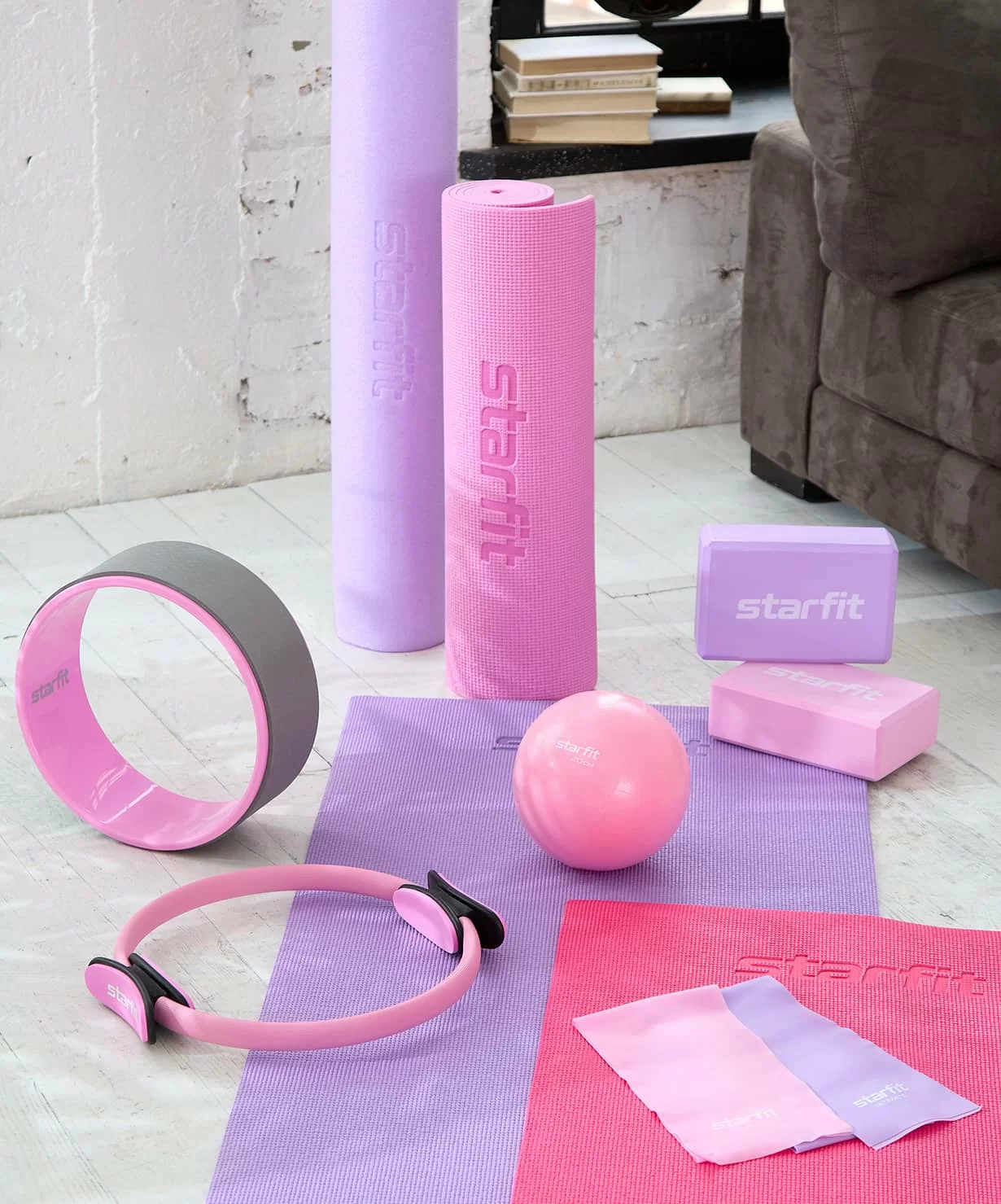 Фото Эспандер ленточный для йоги StarFit ES-201 1200*150*0,35 мм розовый пастель 19254 со склада магазина СпортЕВ