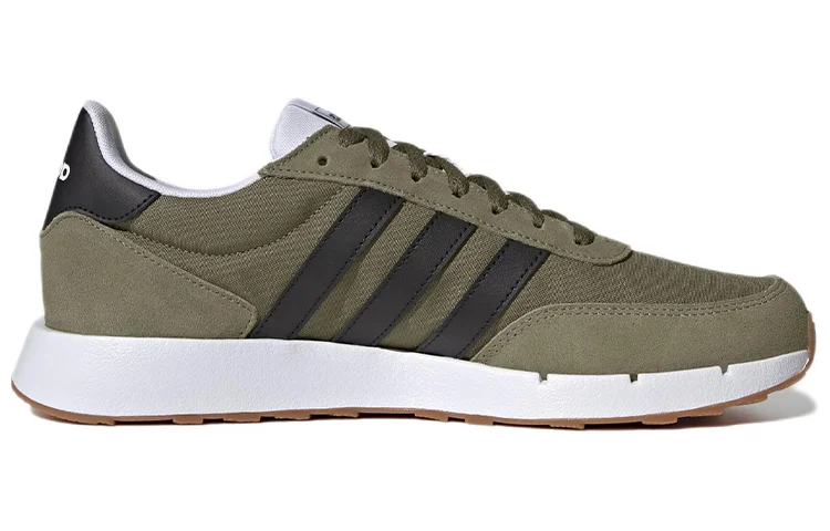 Кроссовки Adidas Run 60s 2.0 хаки GY3703 Фото Кроссовки Adidas Run 60s 2.0 хаки GY3703 со склада магазина Спортев
