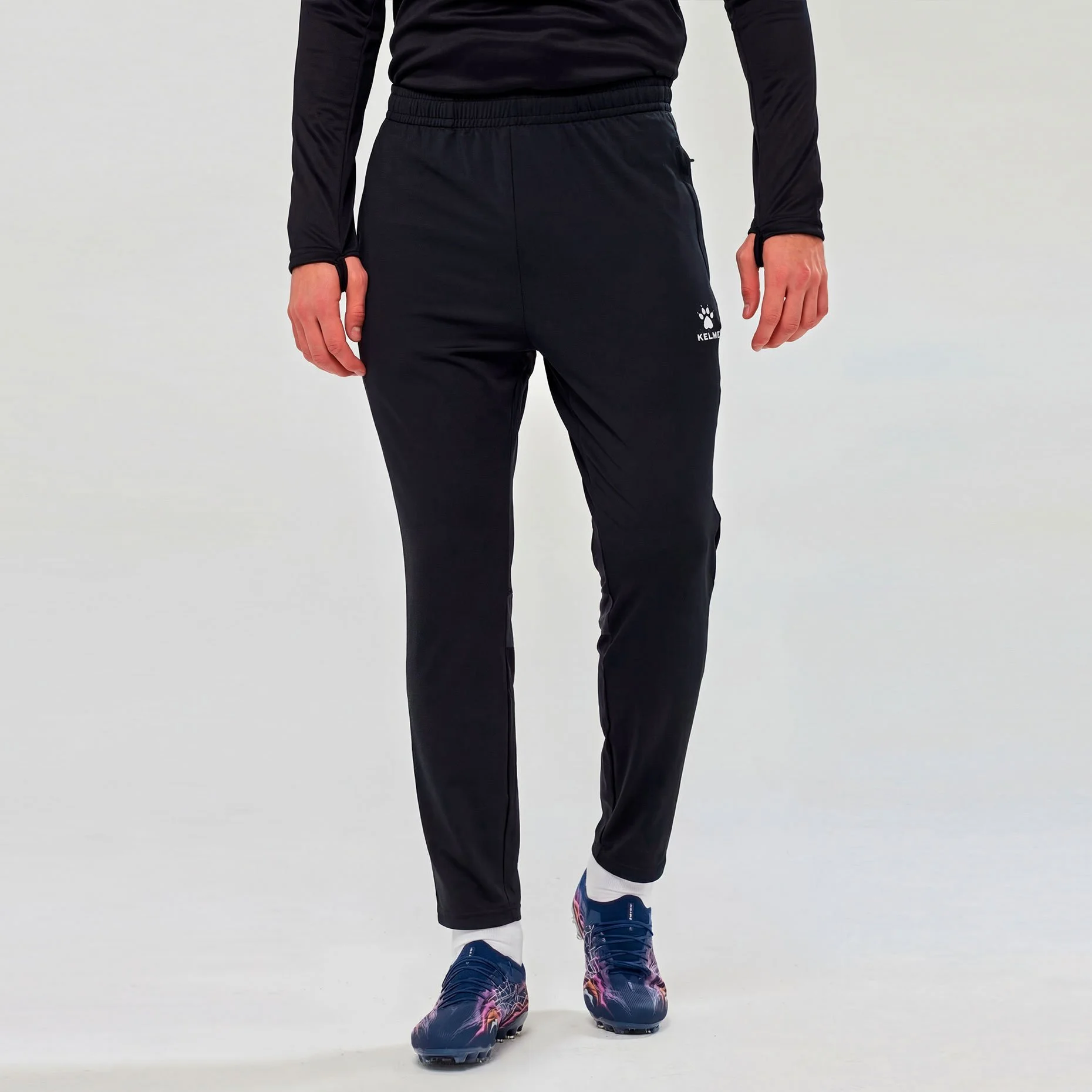 Фото Брюки Kelme RIYGO взрослые  7561CK1161.000 со склада магазина Спортев