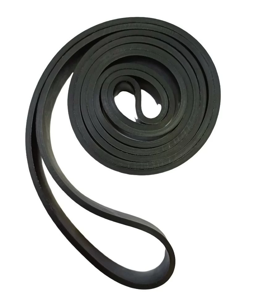 Фото Эспандер петля резиновая 208х0,45х2,1 см 5-20 кг черный со склада магазина СпортЕВ