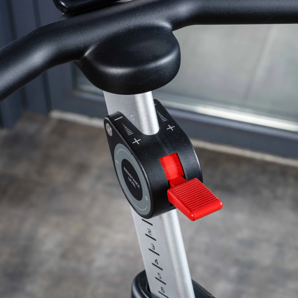 Фото Сайкл-тренажер SHUA SH-B8900 со склада магазина Спортев