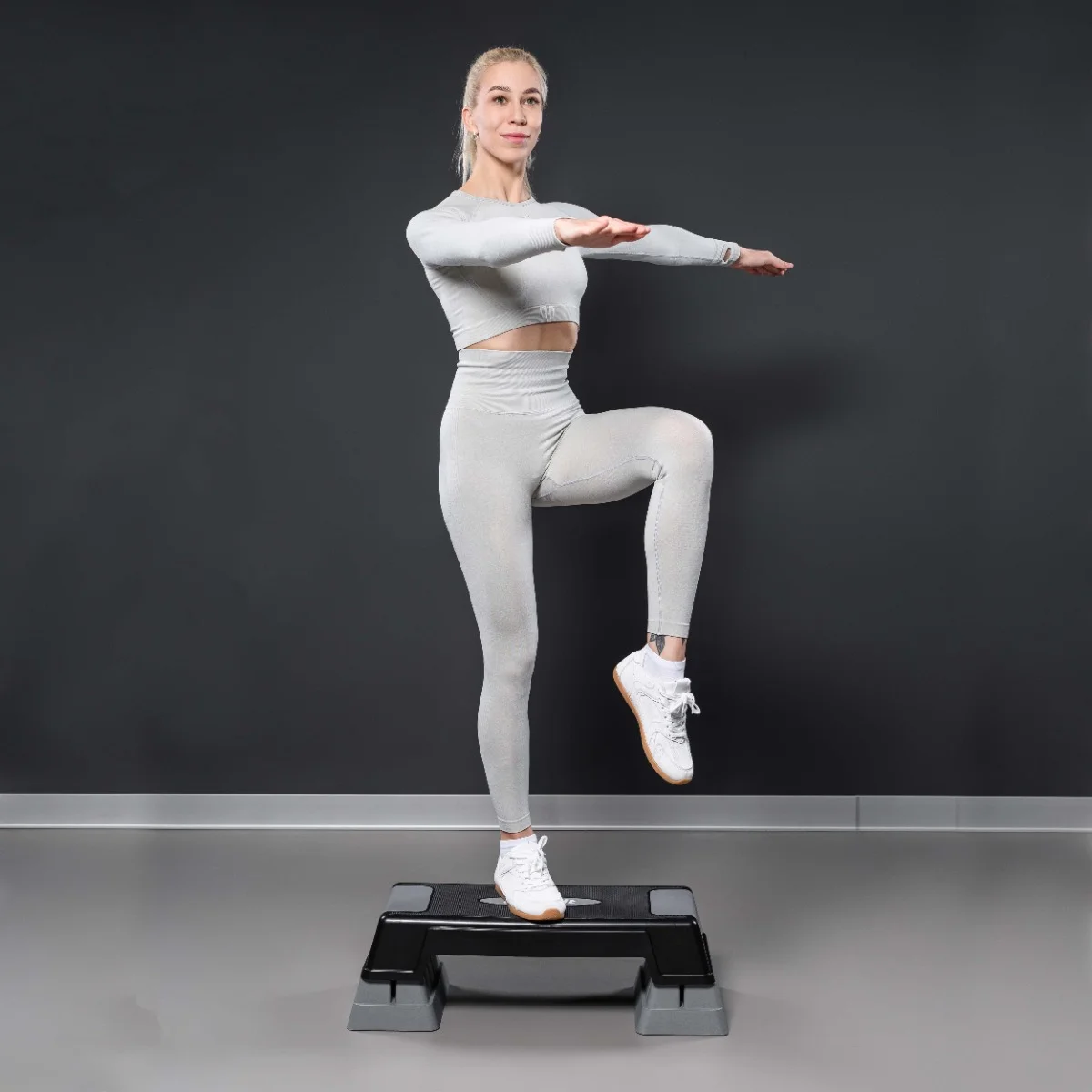 Фото Степ-платформа STP-340 PROFI-FIT со склада магазина Спортев