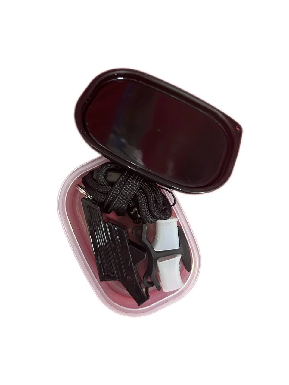 Фото Свисток пластик со шнурком без шарика со склада магазина Спортев