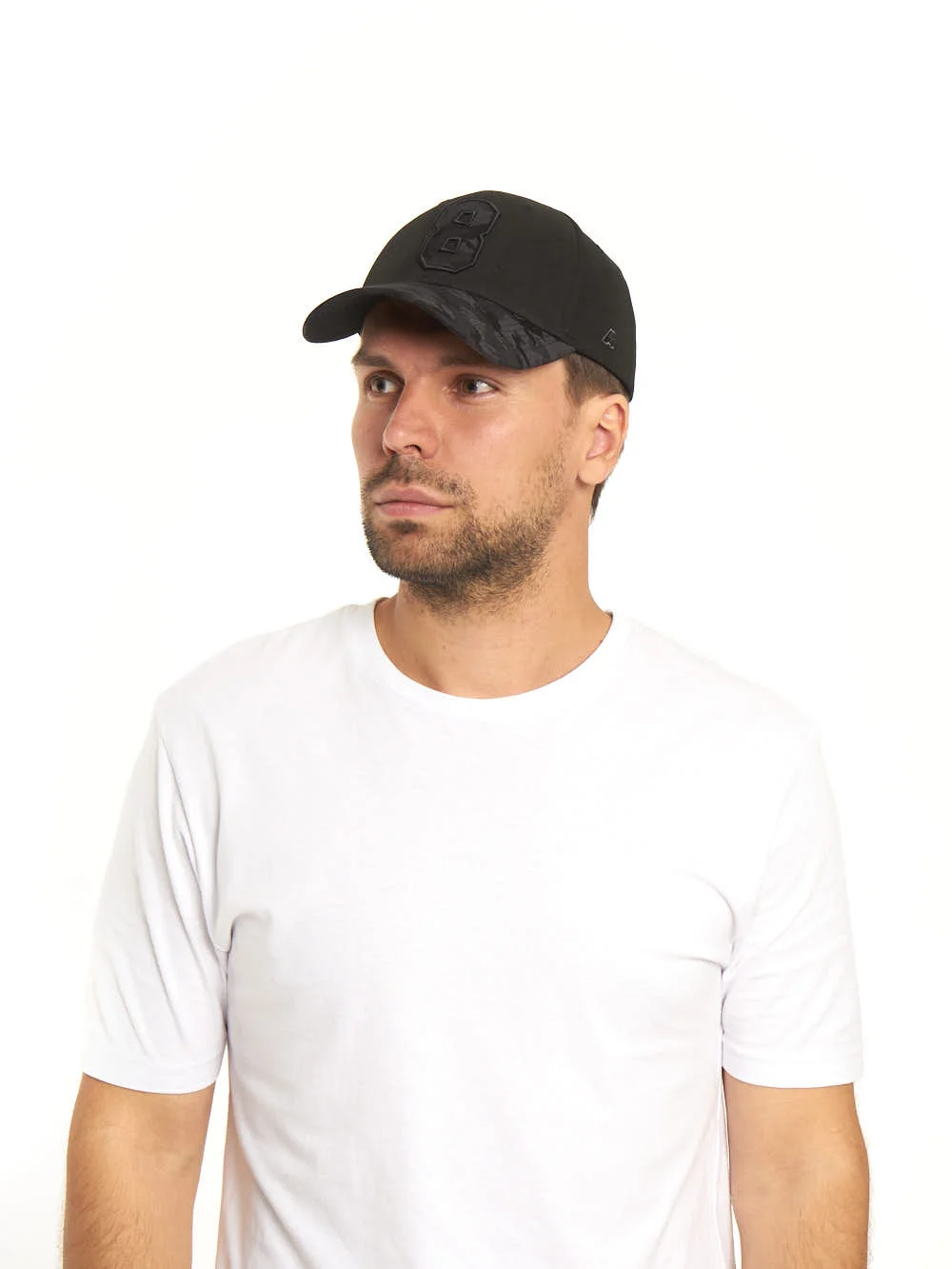 Фото Бейсболка №8 черная р.55-58 20690 со склада магазина Спортев