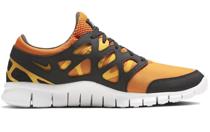 Кроссовки Nike Free Run 2 DQ8977-800 Фото Кроссовки Nike Free Run 2 DQ8977-800 со склада магазина Спортев