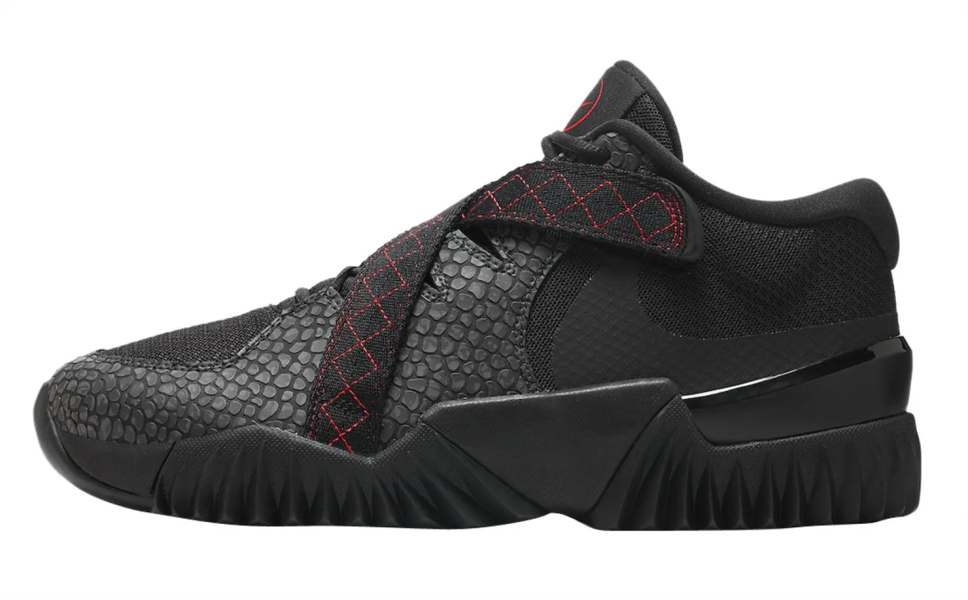 Фото Кроссовки Nike Zoom Court Dragon черный DV8166 001 со склада магазина Спортев