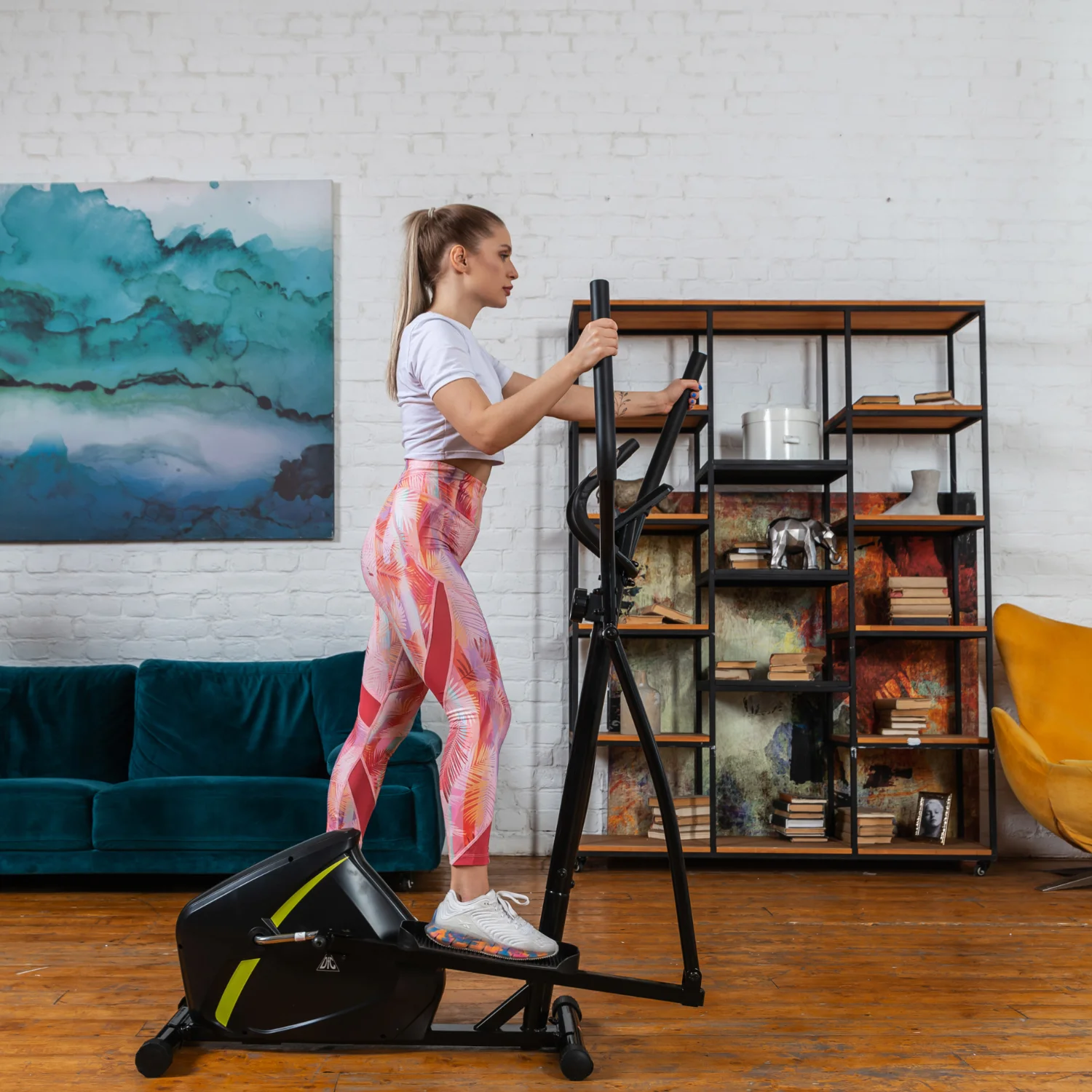 Фото Эллиптический тренажер DFC E510 магнитный со склада магазина Спортев