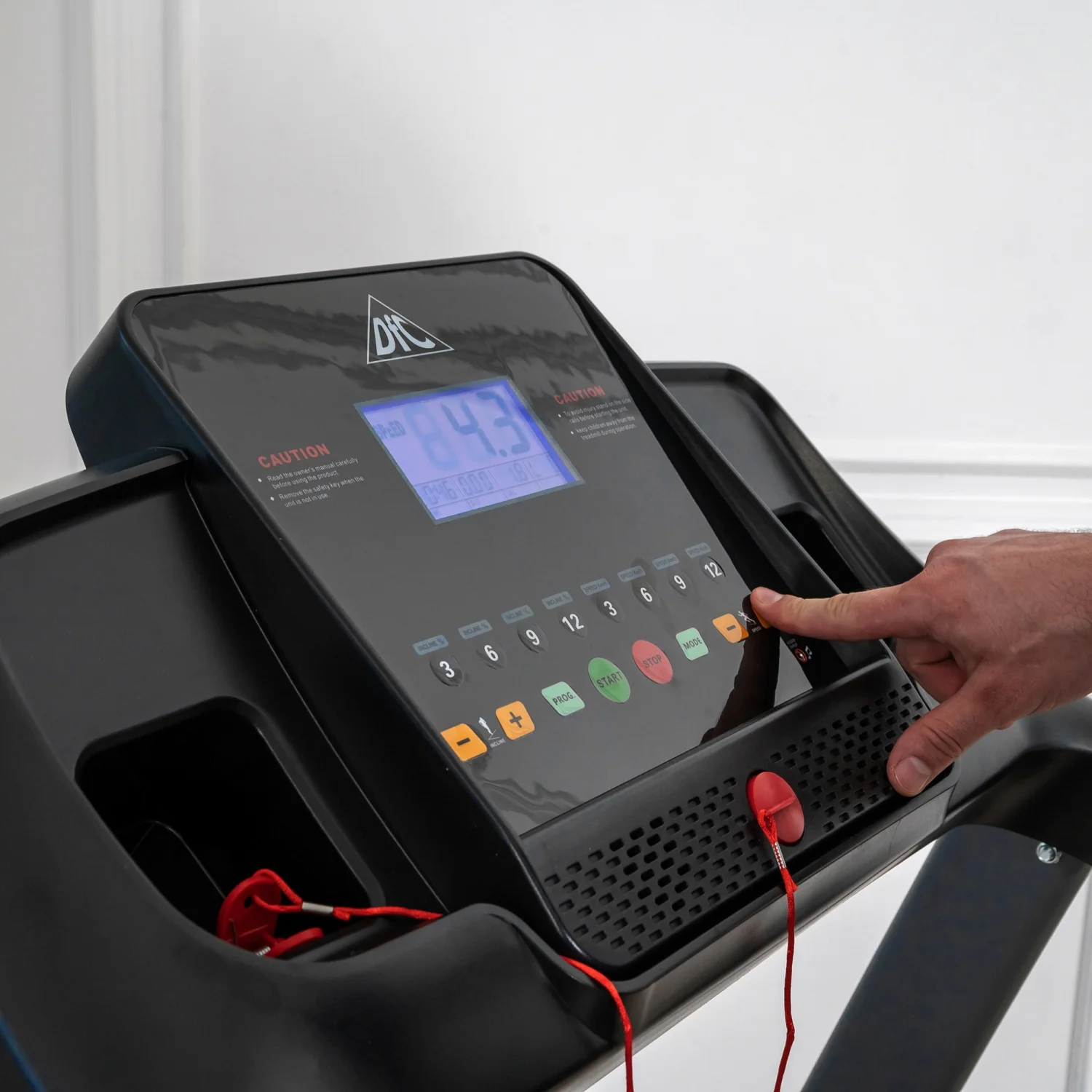 Фото Беговая дорожка DFC ASCONA Pro T640 со склада магазина Спортев