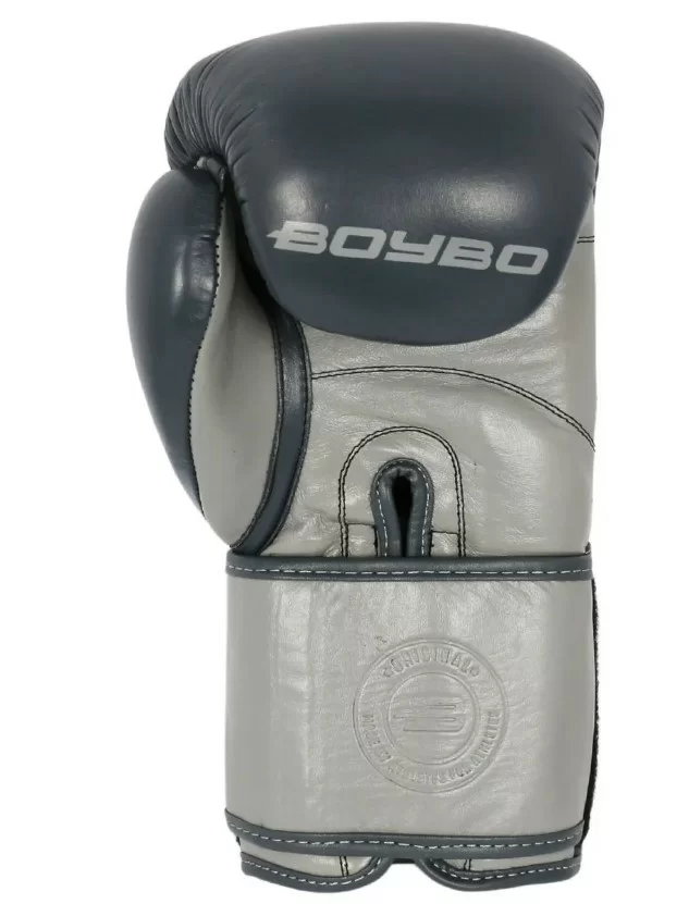 Фото Перчатки боксерские BoyBo Exist кожа металлик BBG300 со склада магазина СпортЕВ