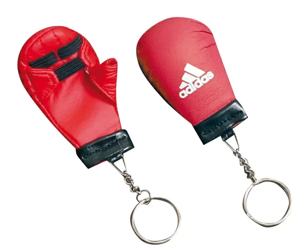 Фото Брелок Adidas Key Chain Mini Karate Glove красный adiACC010 со склада магазина СпортЕВ