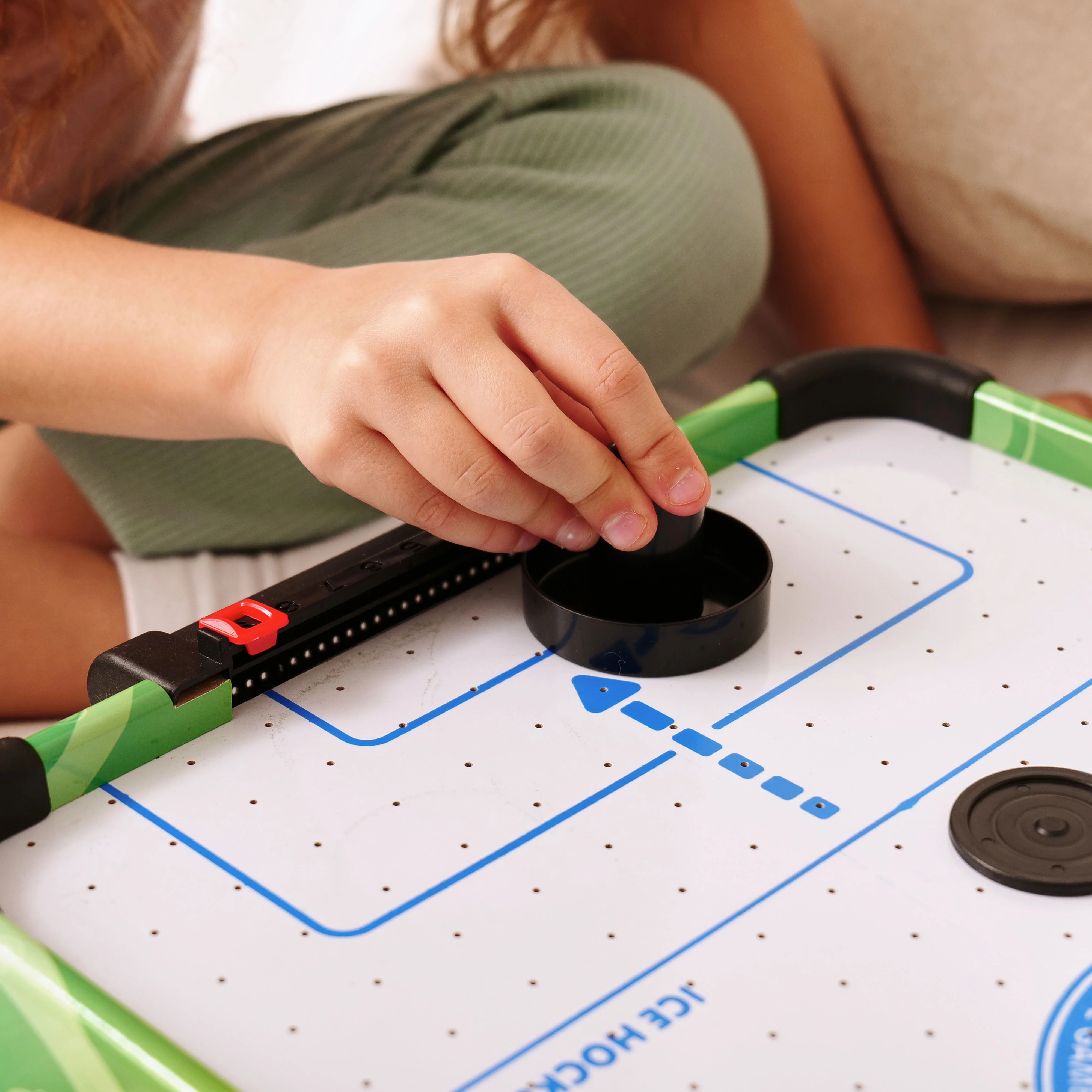 Фото Игровой стол - аэрохоккей DFC SB-AT-3001 со склада магазина Спортев