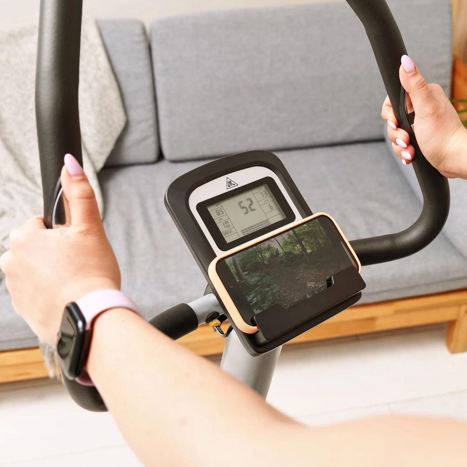 Фото Велотренажер DFC B5906P магнитный эл.привод со склада магазина Спортев