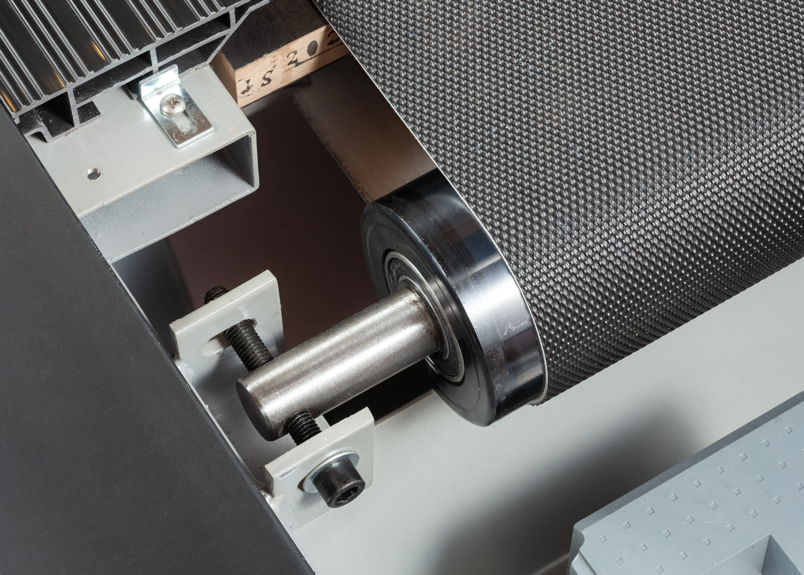 Фото Беговая дорожка VictoryFit GYM-8009 со склада магазина Спортев