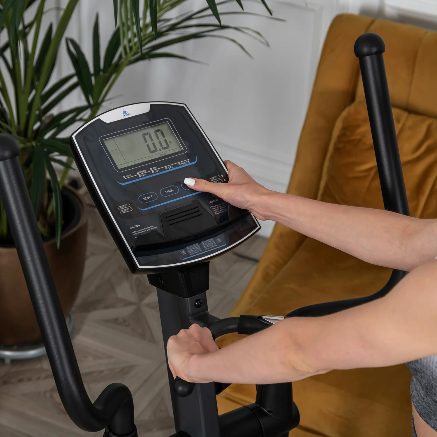 Фото Эллиптический тренажер DFC E95001 магн. со склада магазина Спортев