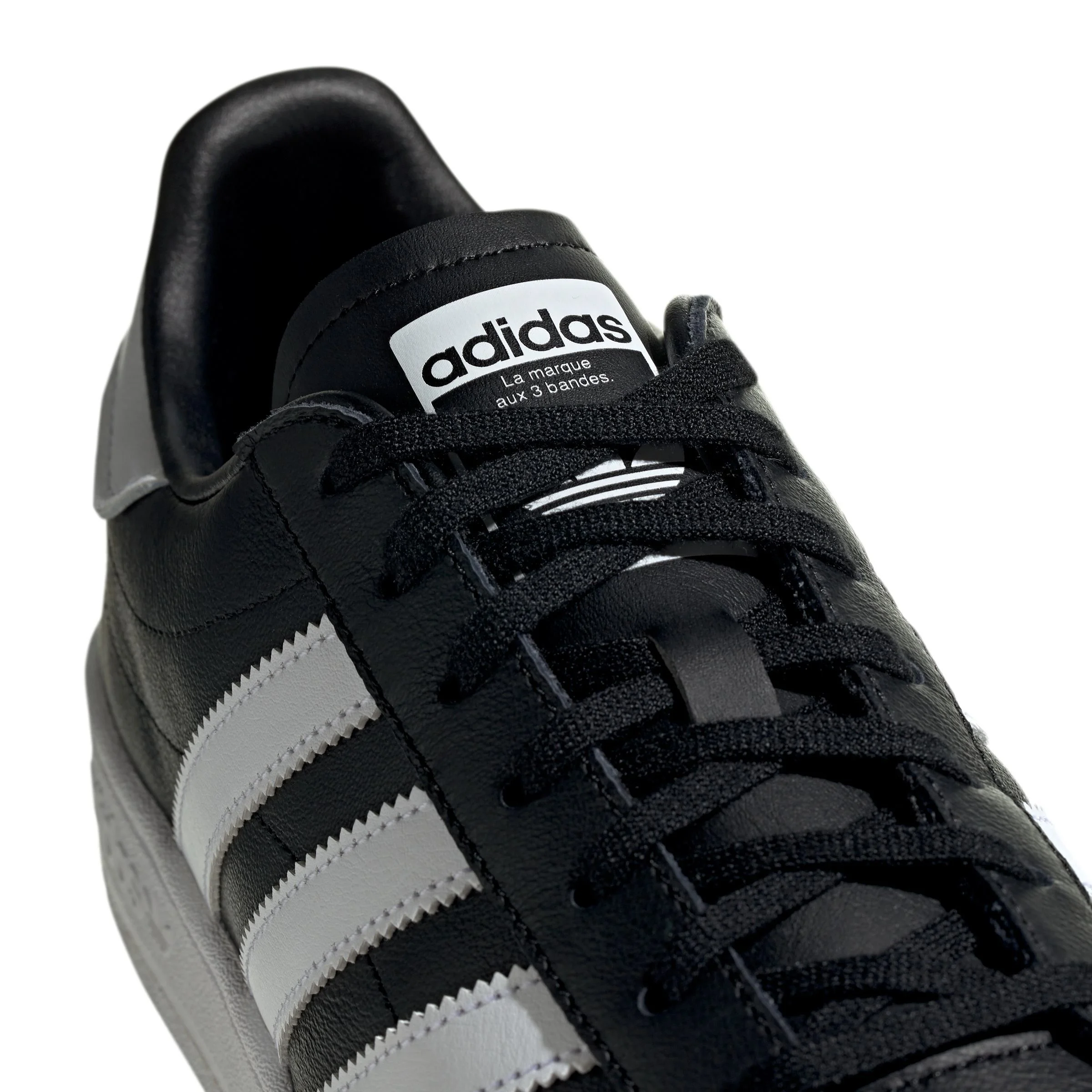 Кроссовки Adidas Team Court черный/белый EF6048 Фото Кроссовки Adidas Team Court черный/белый EF6048 со склада магазина Спортев