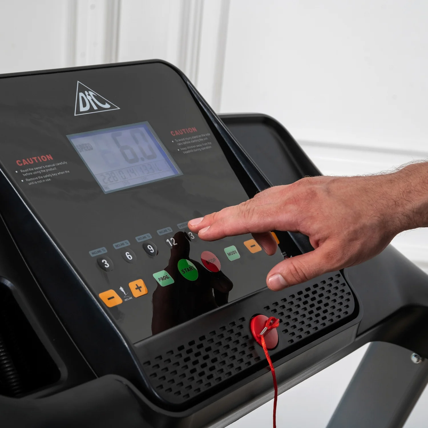 Фото Беговая дорожка DFC SPARKY Pro T635 со склада магазина Спортев