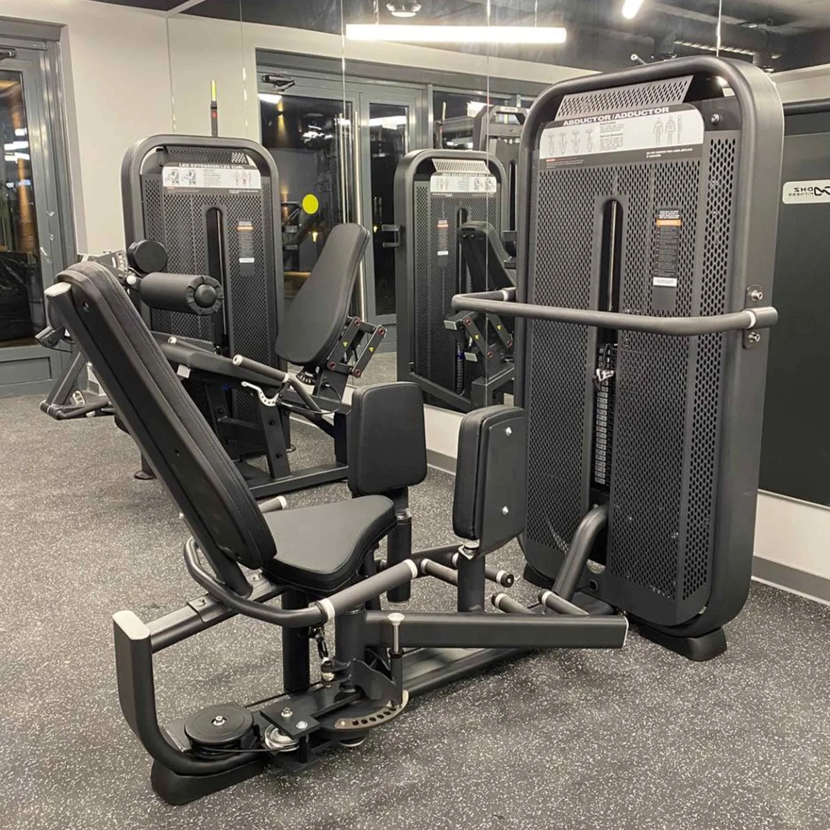 Фото E7021JZ Сведение/Разведение ног сидя. Стек 135 кг со склада магазина Спортев