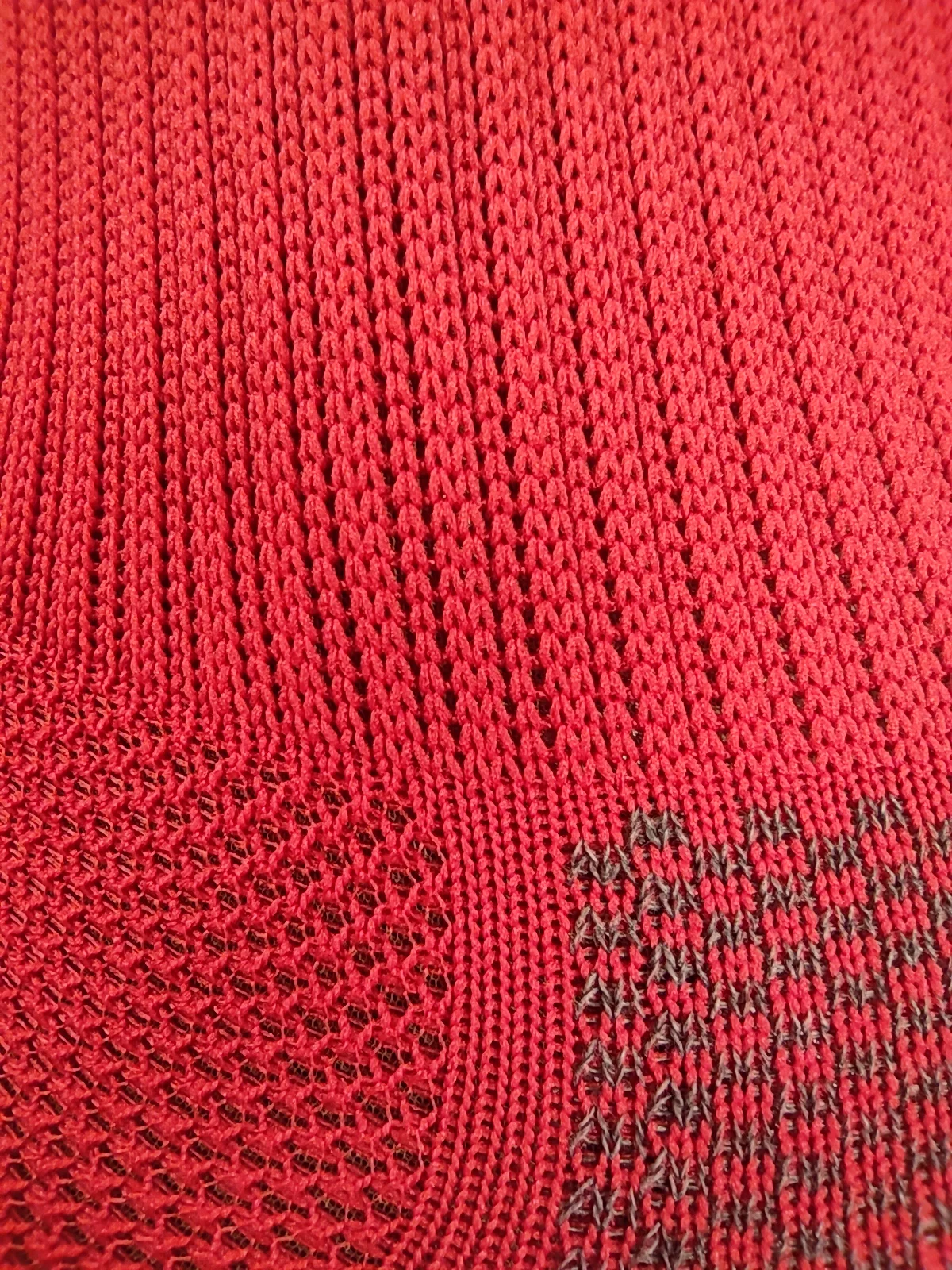 Фото Гетры футбольные Trusov красные 305/4_3 со склада магазина Спортев