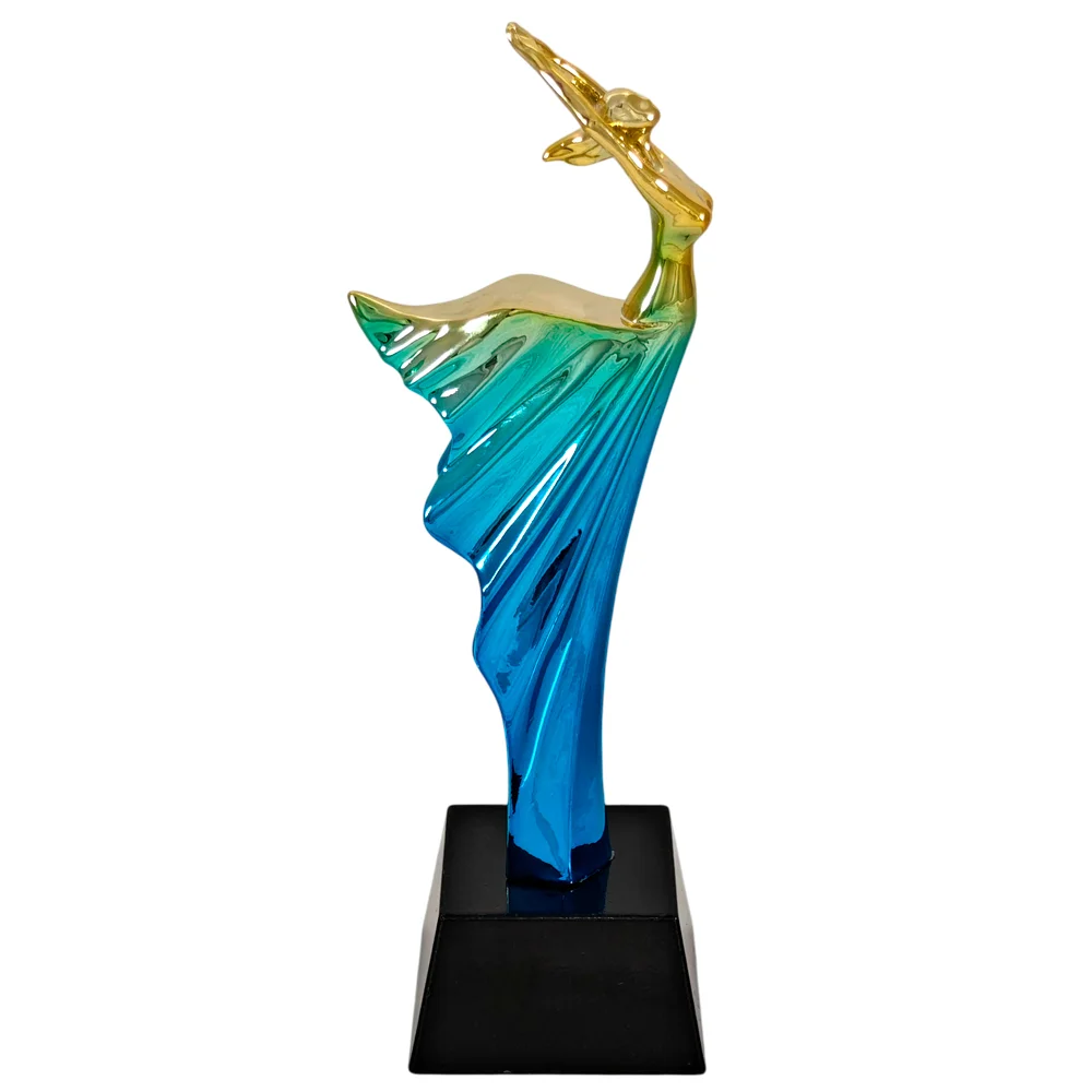 Фото фигура Dr011/GBU танец H-26см со склада магазина Спортев