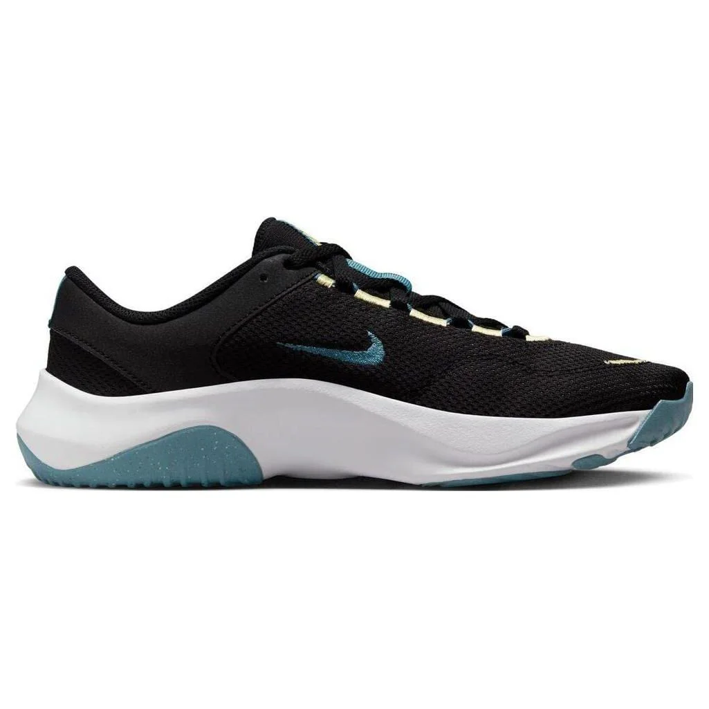 Кроссовки Nike Legend Essential 3 черный DM1119 006 Фото Кроссовки Nike Legend Essential 3 черный DM1119 006 со склада магазина Спортев
