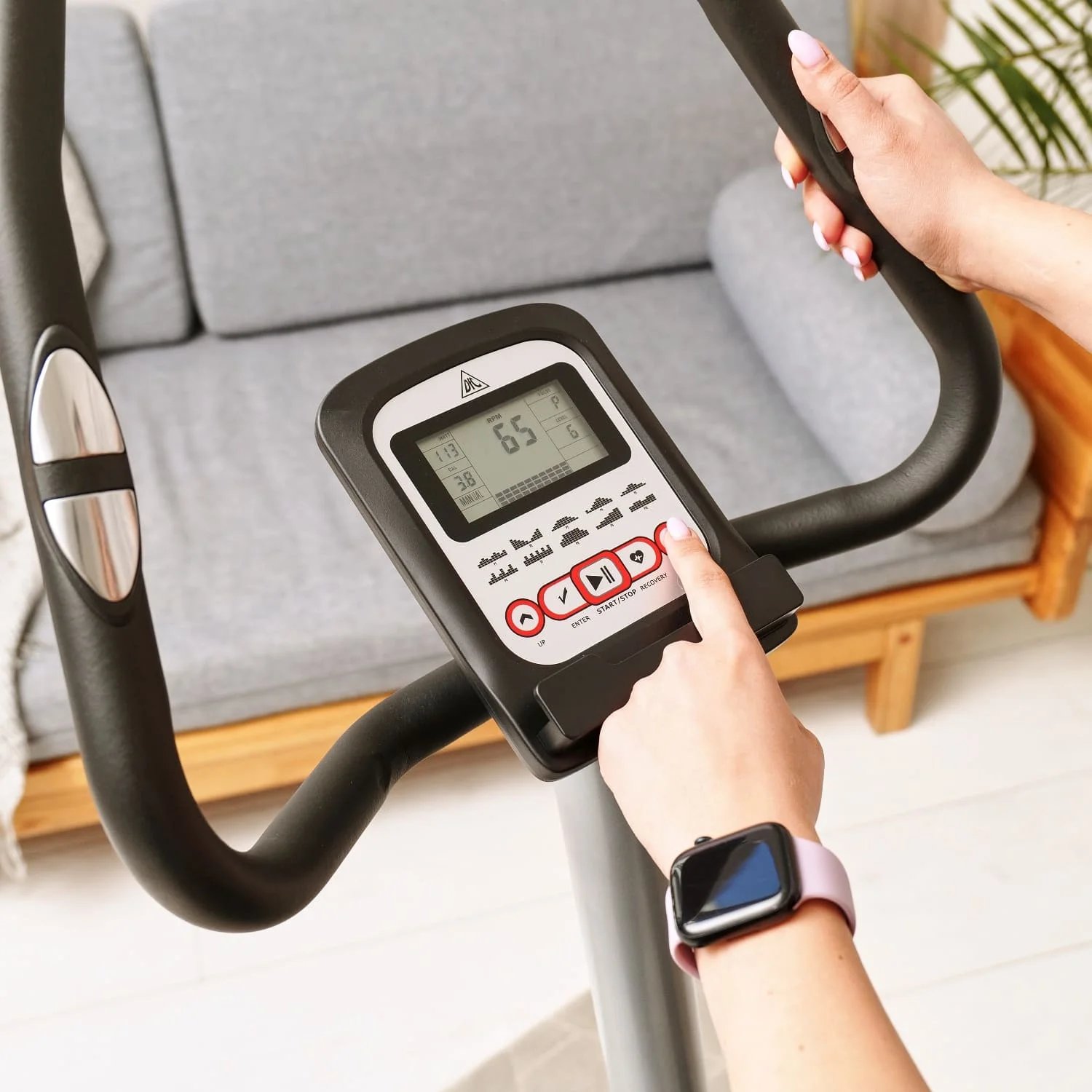 Фото Велотренажер DFC B5901P магнитный эл.привод со склада магазина Спортев