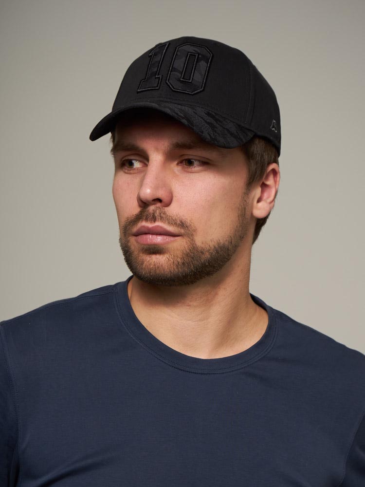 Фото Бейсболка №10 черная р.55-58 20692 со склада магазина Спортев