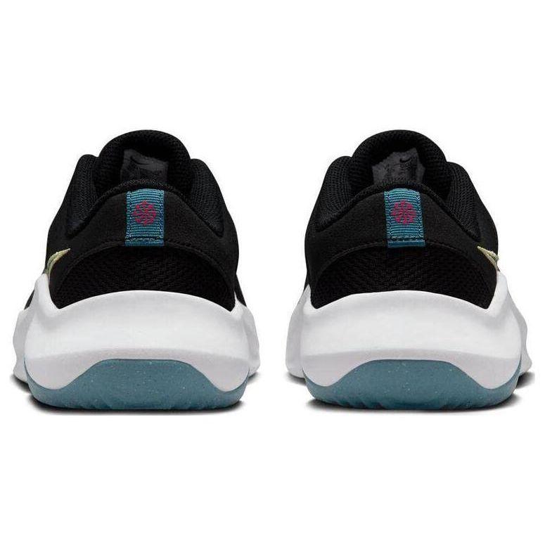 Фото Кроссовки Nike Legend Essential 3 черный DM1119 006 со склада магазина Спортев