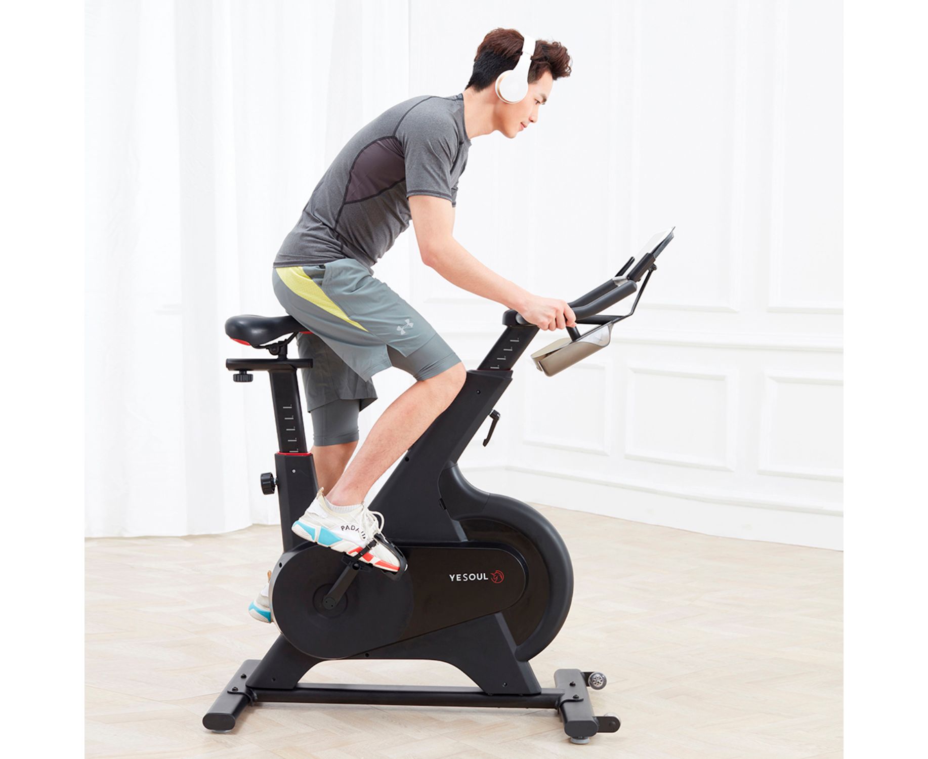 Фото Велотренажер DFC Yesoul черный BM1-B со склада магазина Спортев