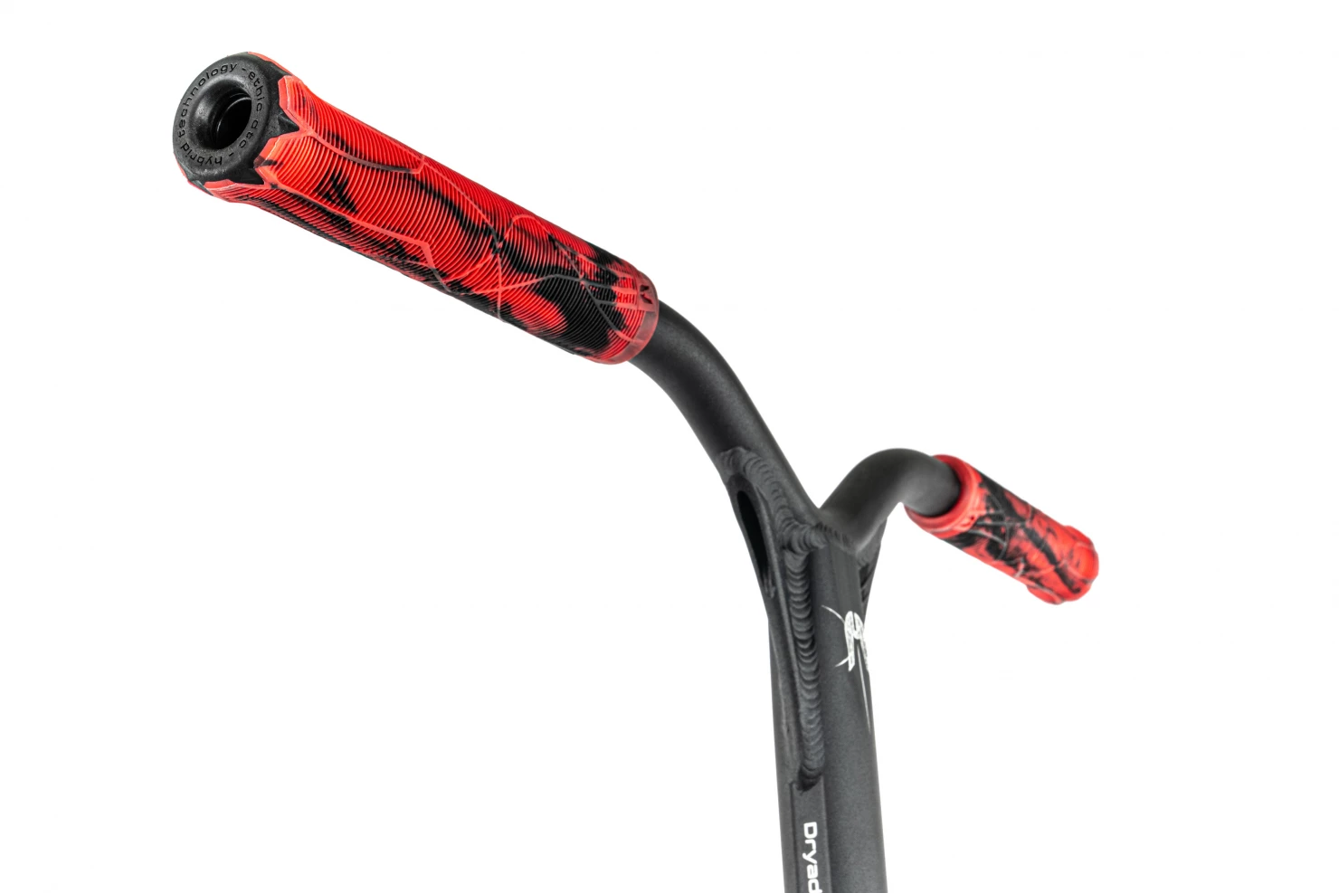 Самокат Ethic Complete Scooter Erawan V2 "M" трюковой красный 011782 Фото Самокат Ethic Complete Scooter Erawan V2 "M" трюковой красный 011782 со склада магазина Спортев