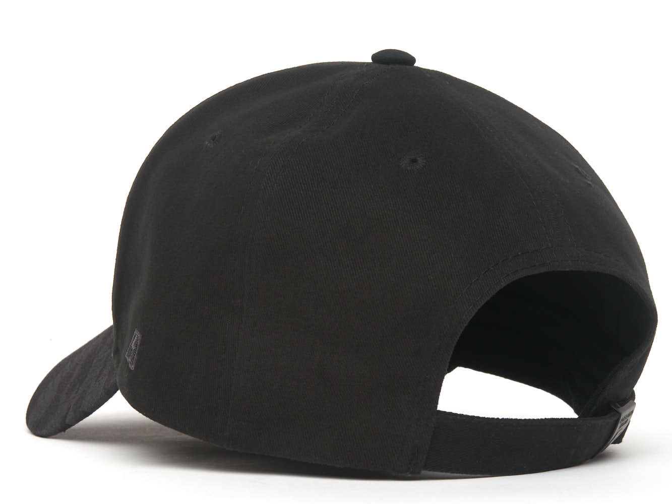 Фото Бейсболка №70 черная р.55-58 20731 со склада магазина Спортев