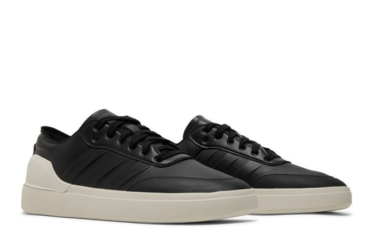 Кроссовки Adidas Court Revival HP2604 Фото Кроссовки Adidas Court Revival HP2604 со склада магазина Спортев