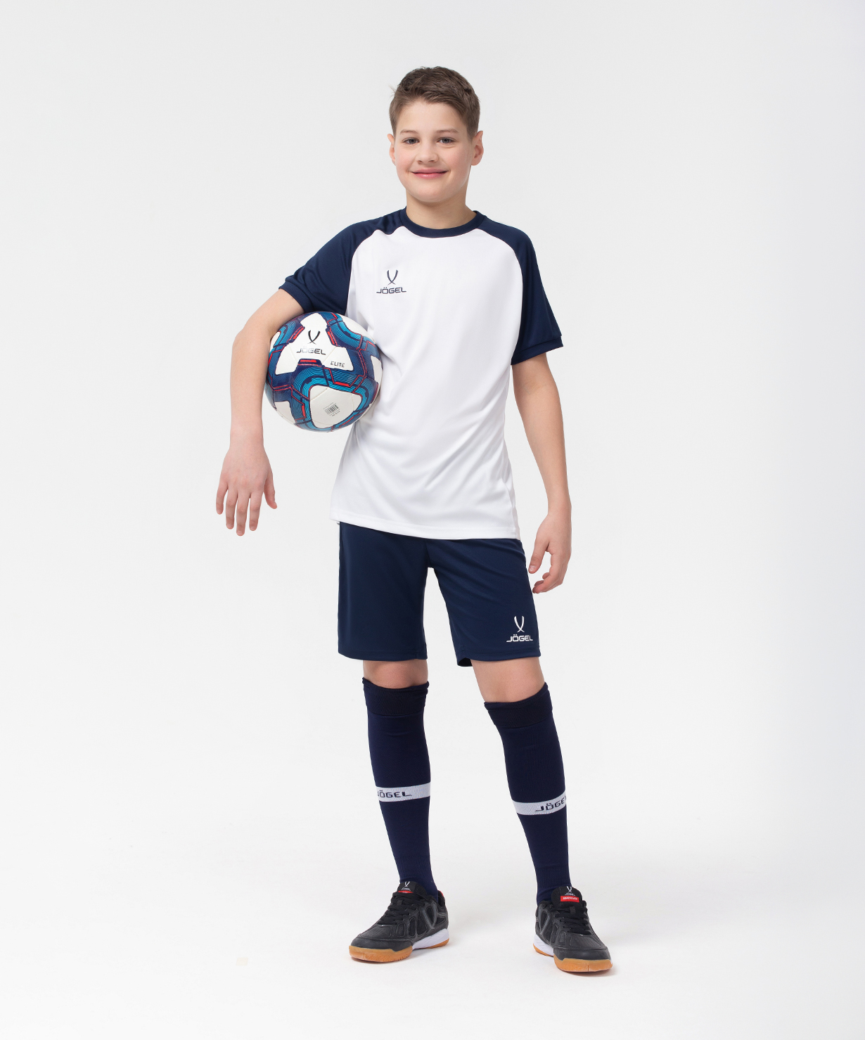 Фото Футболка игровая JOGEL CAMP Reglan Jersey, белый/темно-синий, детский со склада магазина Спортев