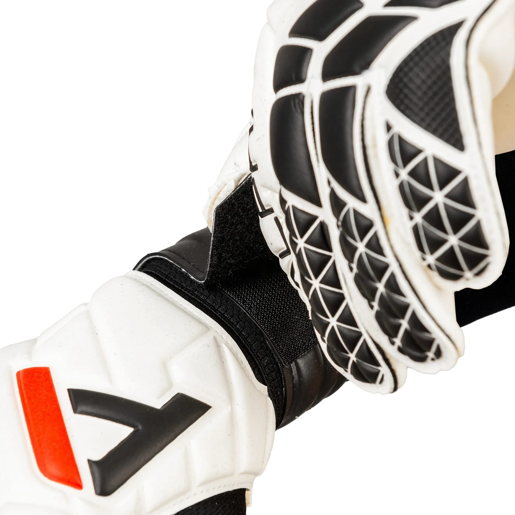 Фото Перчатки вратарские AlphaKeepers PRO Roll Comfort 9 143101 со склада магазина Спортев