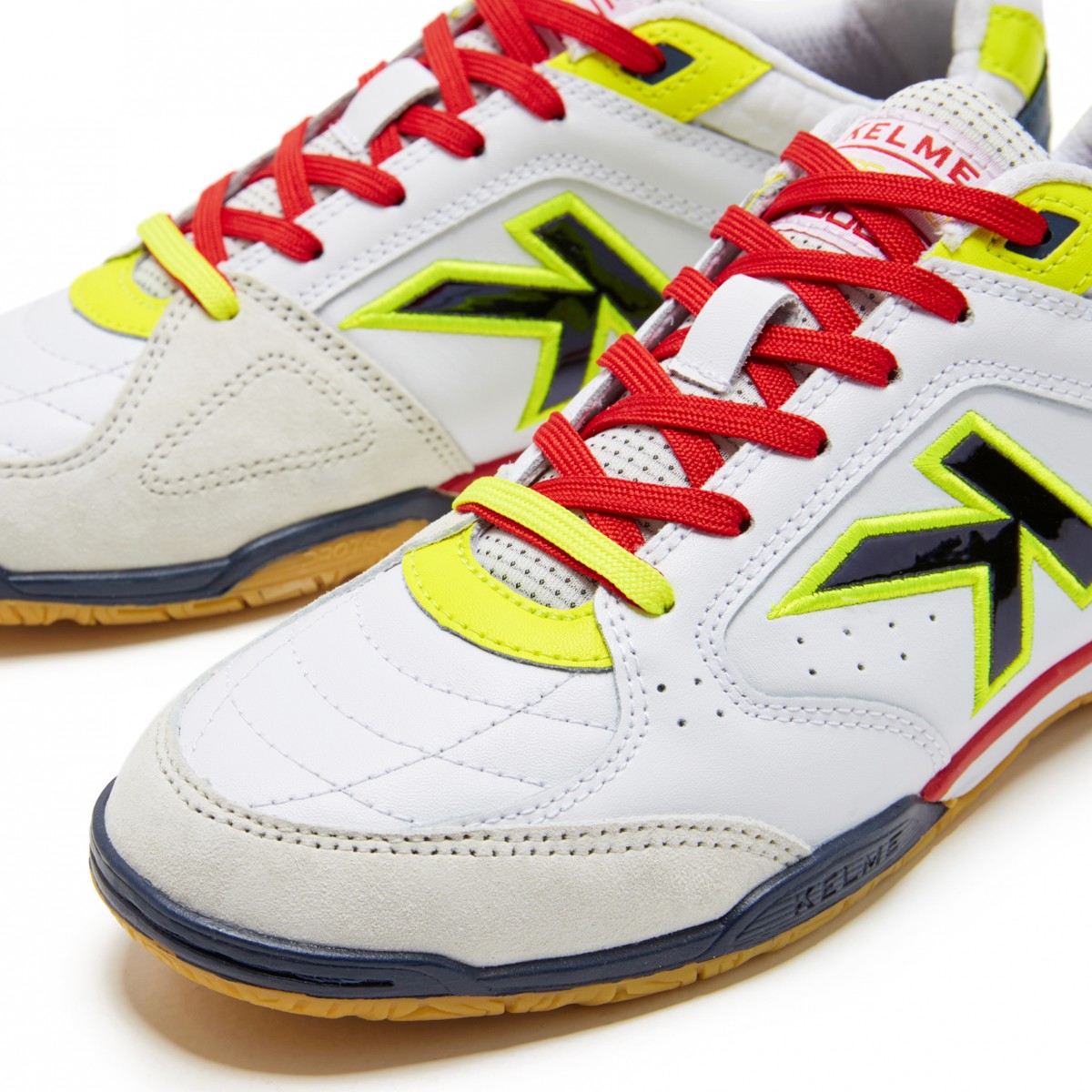 Фото Бутсы Kelme Liga Pro 55969-172 indoor со склада магазина Спортев