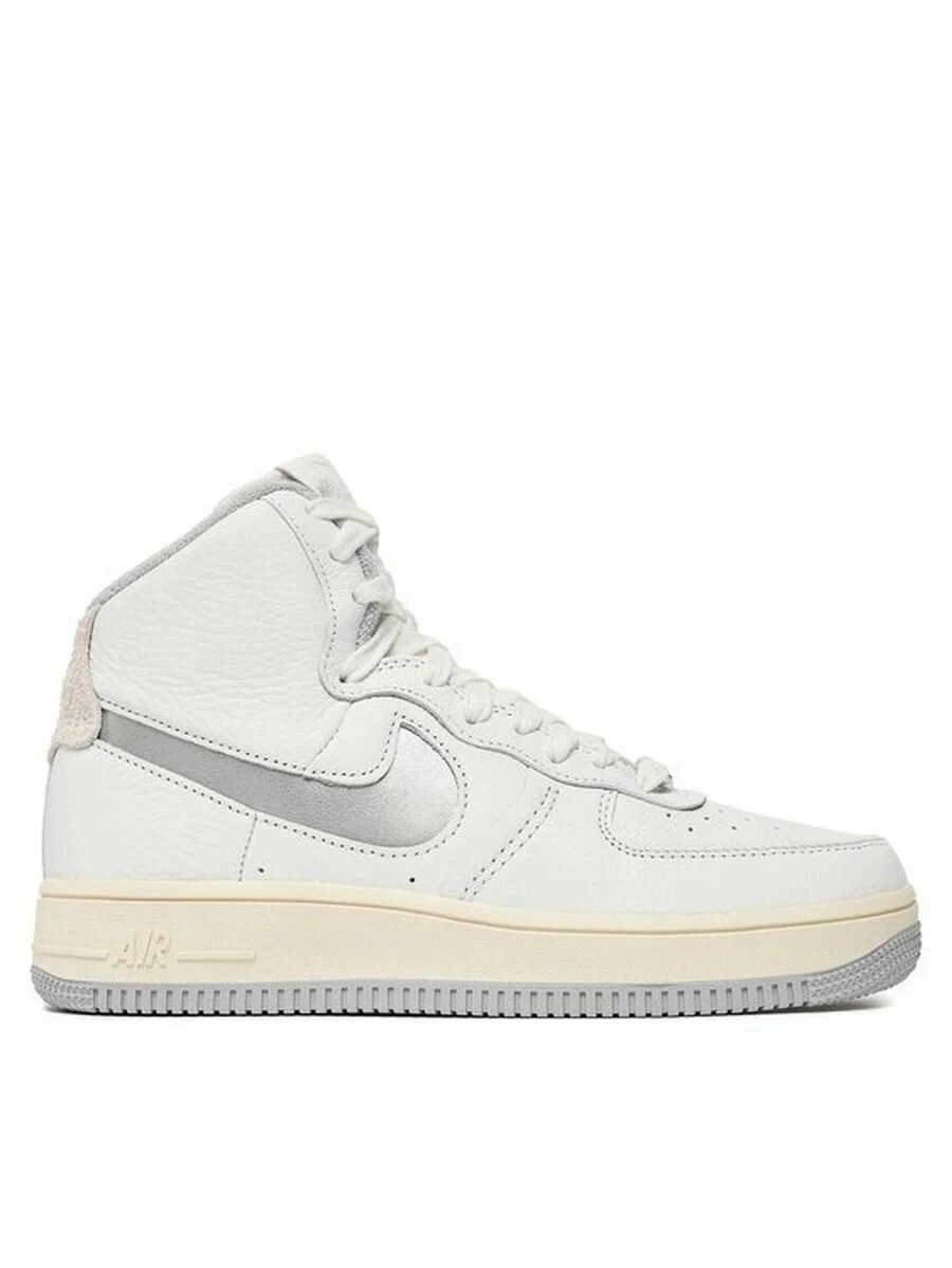 Фото Кроссовки Nike Air Force 1 Sculpt белый DC3590-101 со склада магазина Спортев