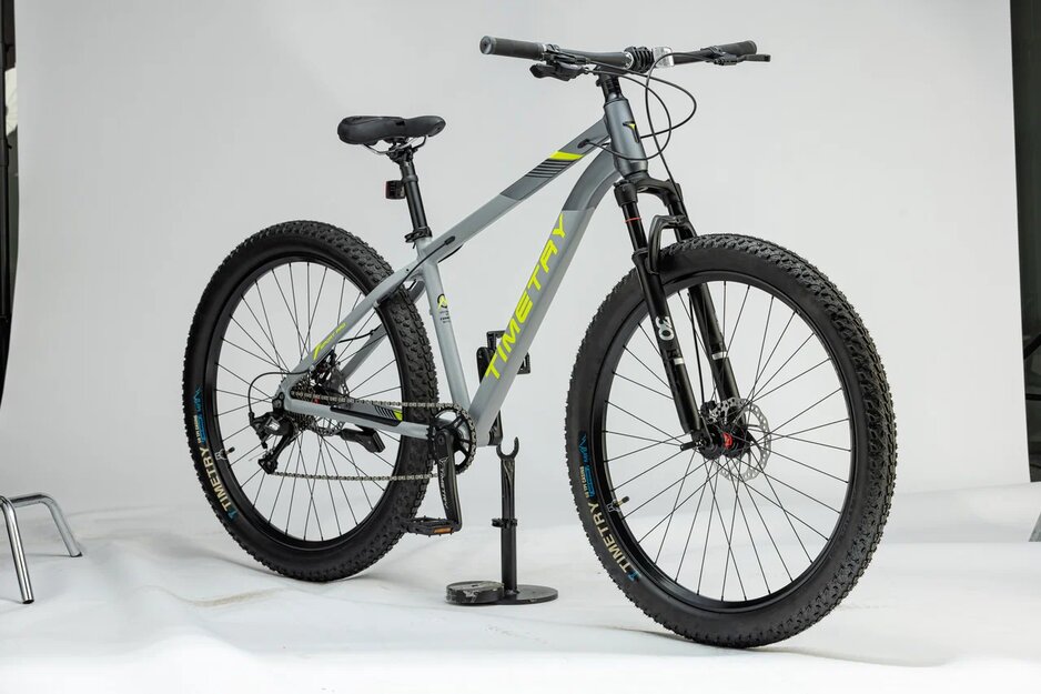 Велосипед Timetry TT300 29" 9 скор. черный/серый Фото Велосипед Timetry TT300 29" 9 скор. черный/серый со склада магазина Спортев
