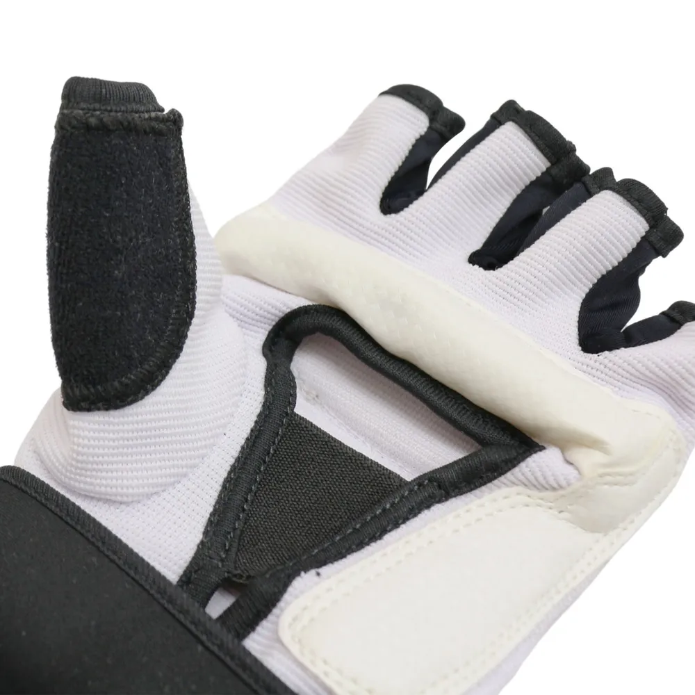 Фото Перчатки тхэквондо BoyBo WTF с фиксацией 0146 со склада магазина Спортев