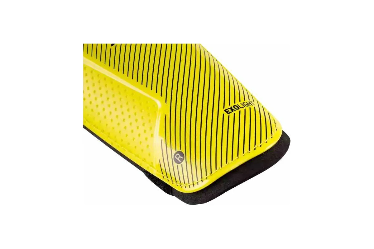 Фото Щитки футбольные Jogel JA-201 желтые 12219 со склада магазина Спортев