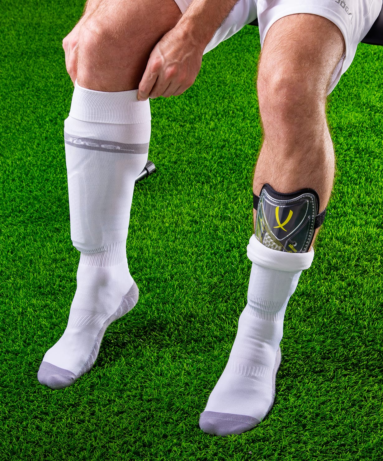 Фото Щитки футбольные Jogel JA-205 ExoGuard 14704 со склада магазина Спортев