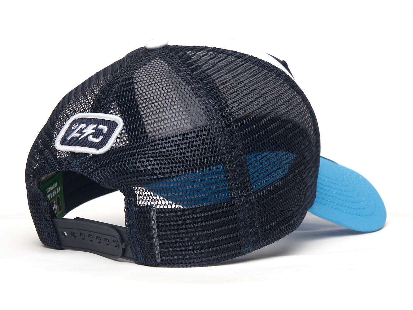 Фото Бейсболка VF ARGENTINA белый/голубой/синий р.55-58 207361 со склада магазина Спортев