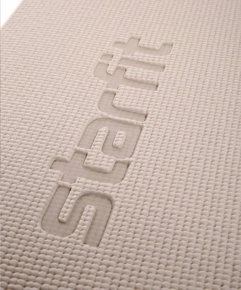 Фото Коврик для йоги 173x61x1,0 см StarFit FM-101 PVC тепло-серый пастель 18909 со склада магазина СпортЕВ
